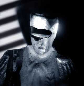 Visage de boufon, de clown ?