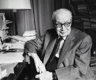 Georges Dum&eacute;zil