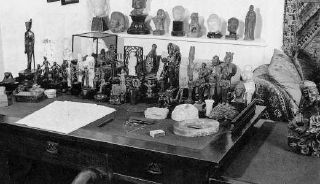 bureau de Freud, statuettes